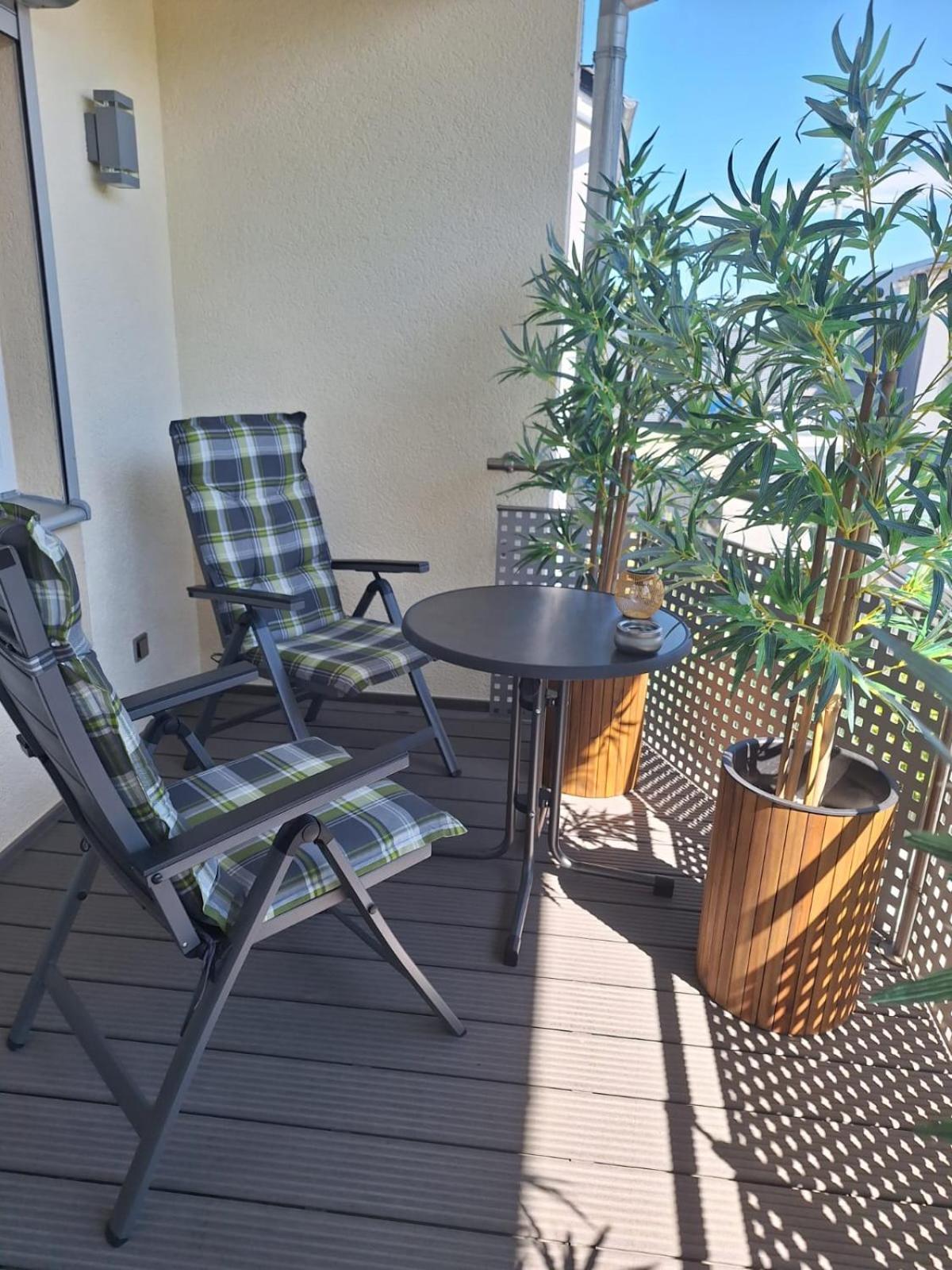 Modern & Gemuetlich Xl Apartment Linden  Exterior photo